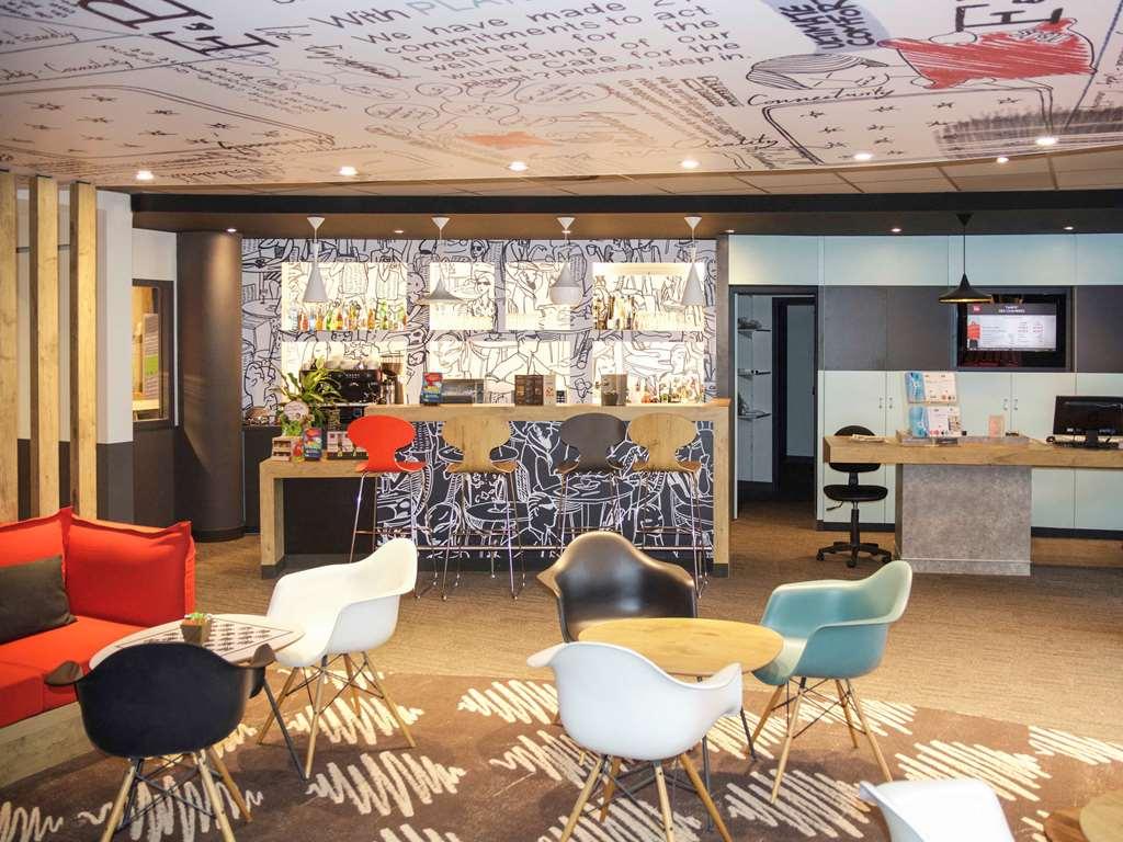Hotel Ibis Marseille Timone Exterior foto