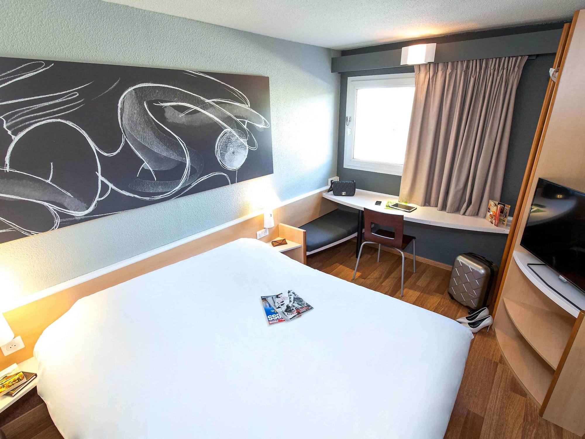 Hotel Ibis Marseille Timone Exterior foto