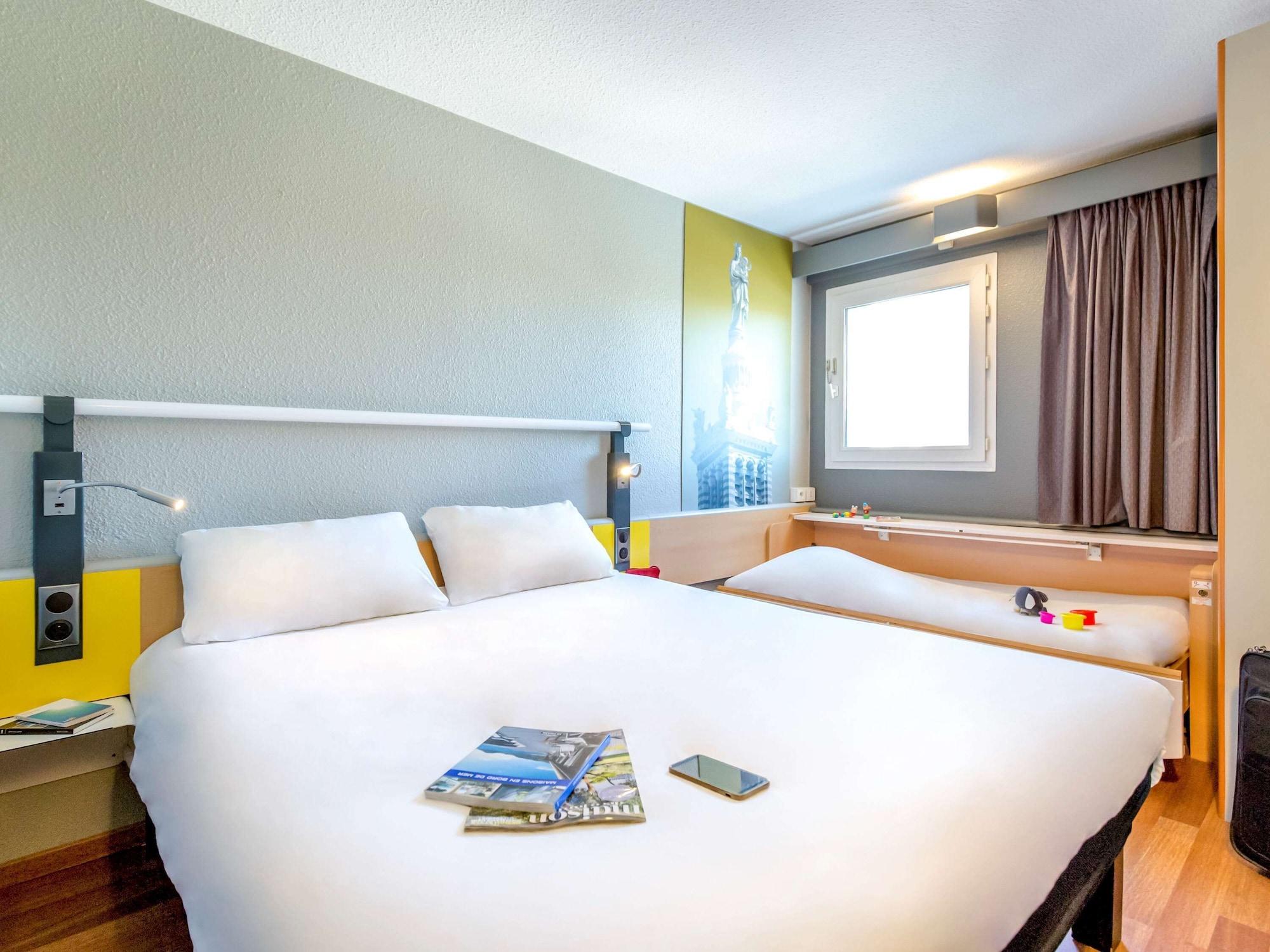 Hotel Ibis Marseille Timone Exterior foto