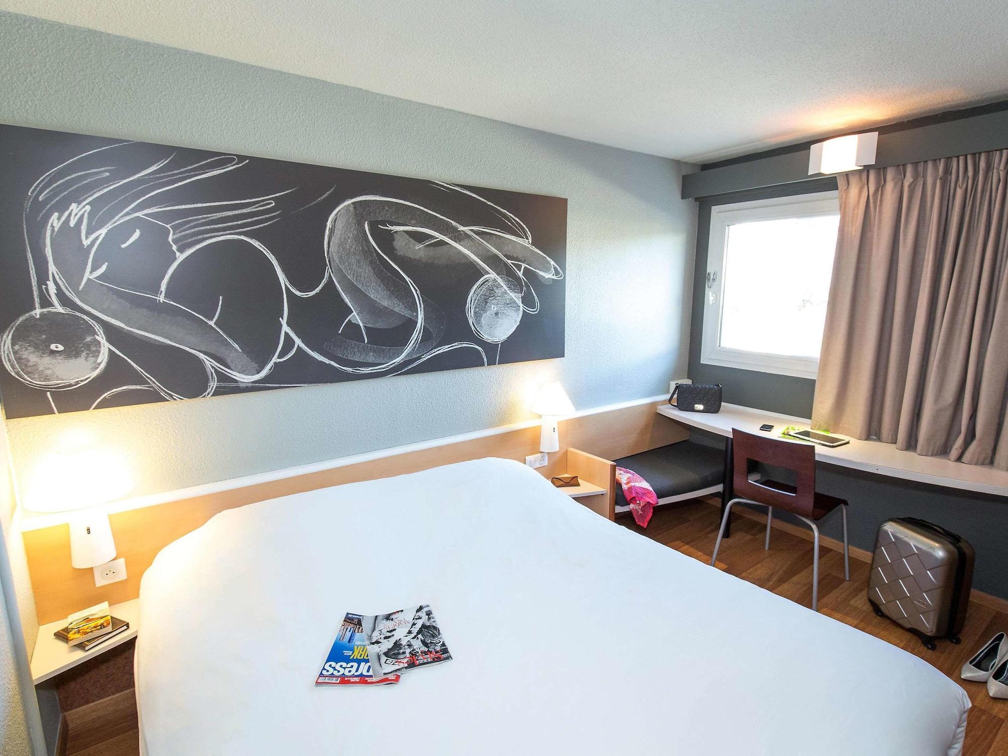 Hotel Ibis Marseille Timone Exterior foto