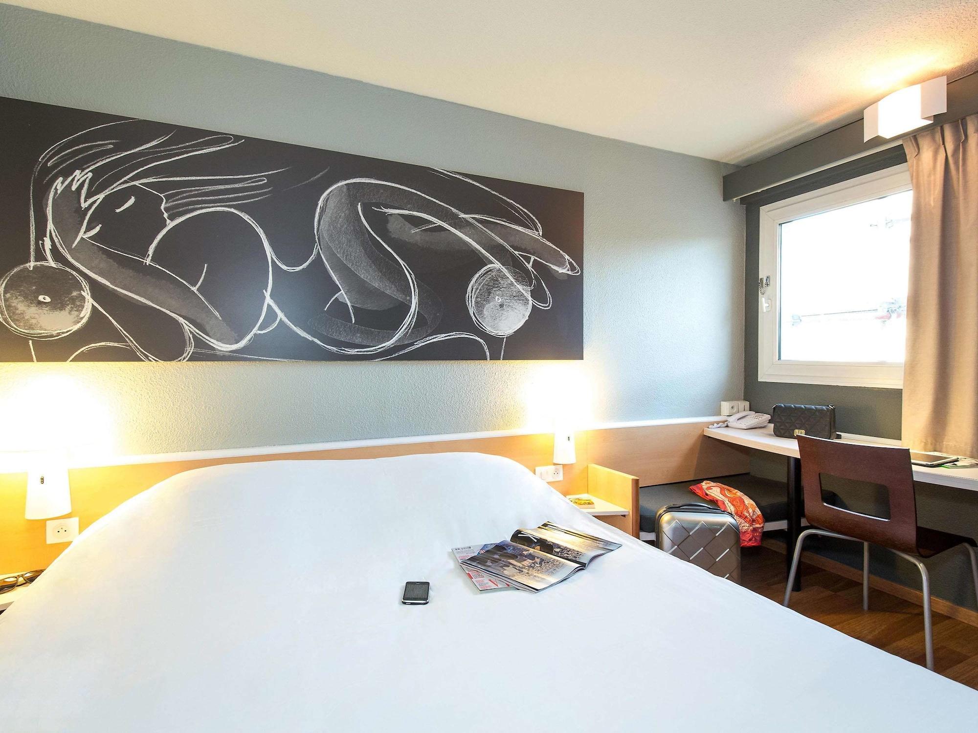 Hotel Ibis Marseille Timone Exterior foto